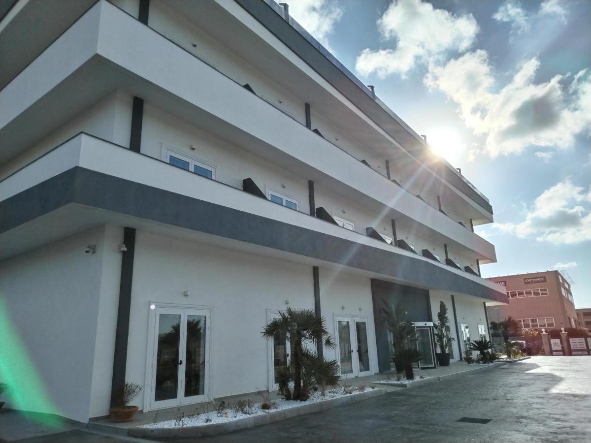 Pm Hotel Catanzaro Ngoại thất bức ảnh