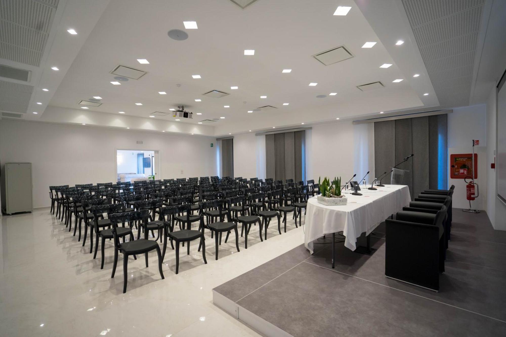 Pm Hotel Catanzaro Ngoại thất bức ảnh