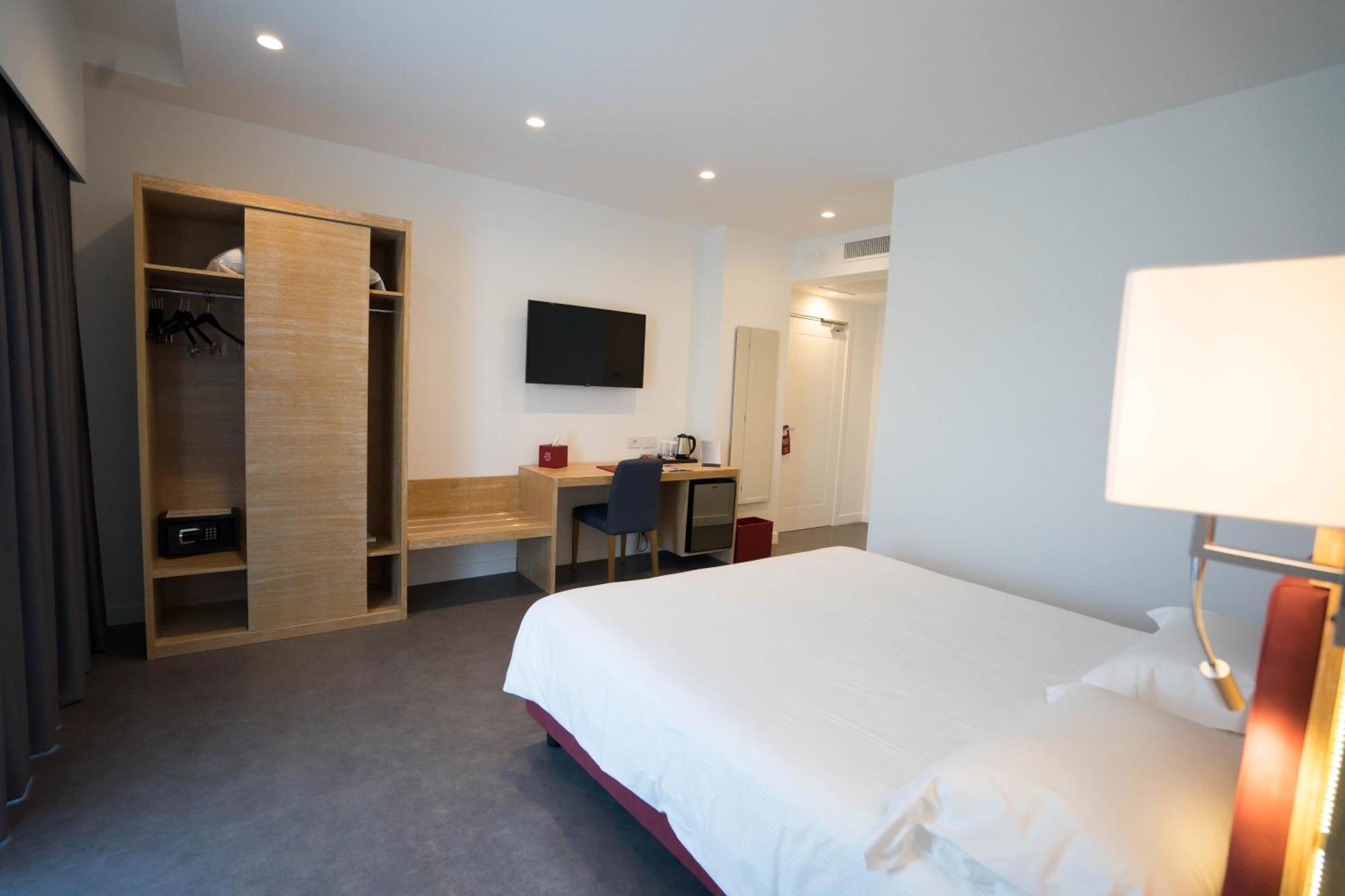 Pm Hotel Catanzaro Ngoại thất bức ảnh
