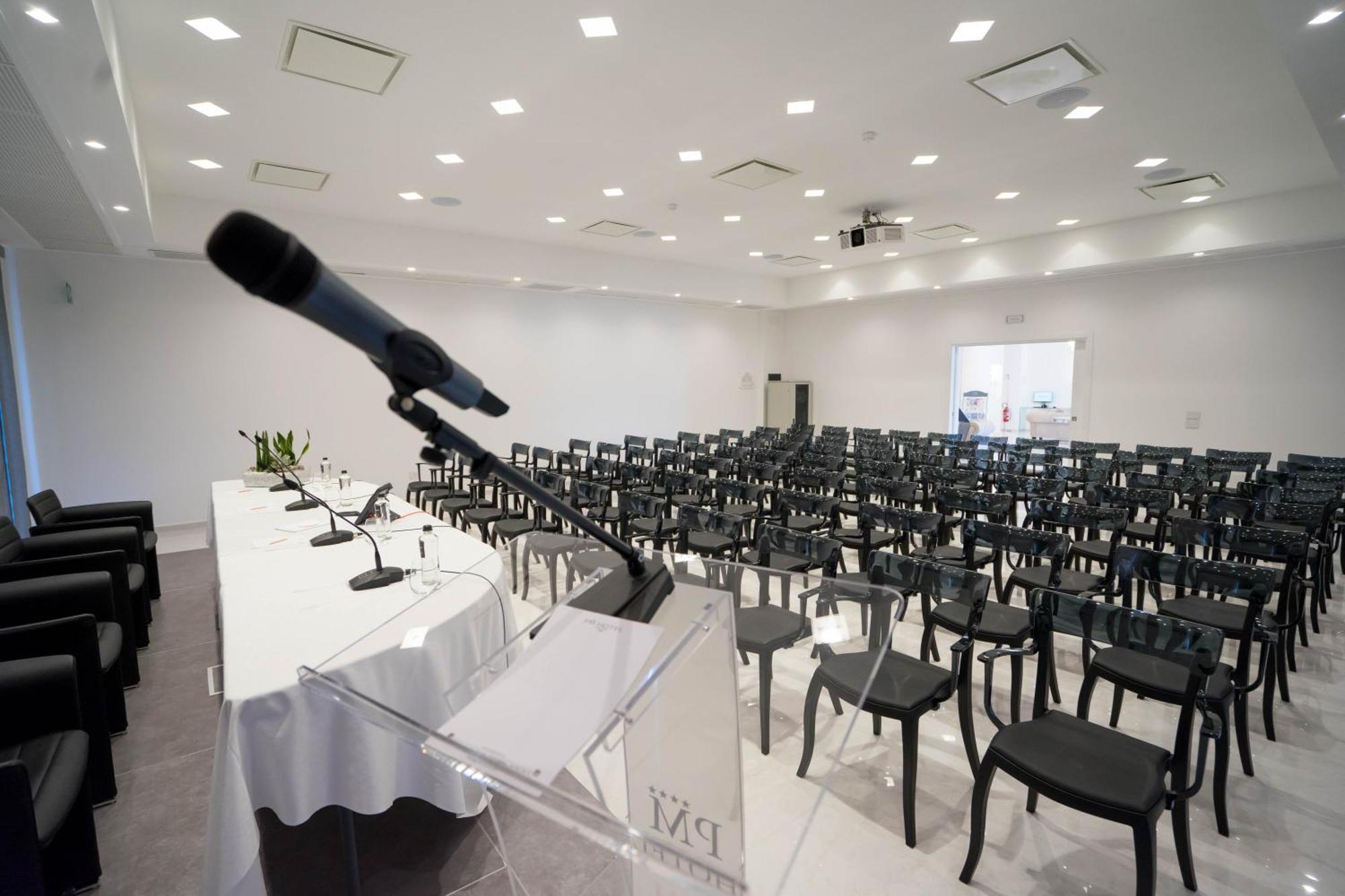 Pm Hotel Catanzaro Ngoại thất bức ảnh