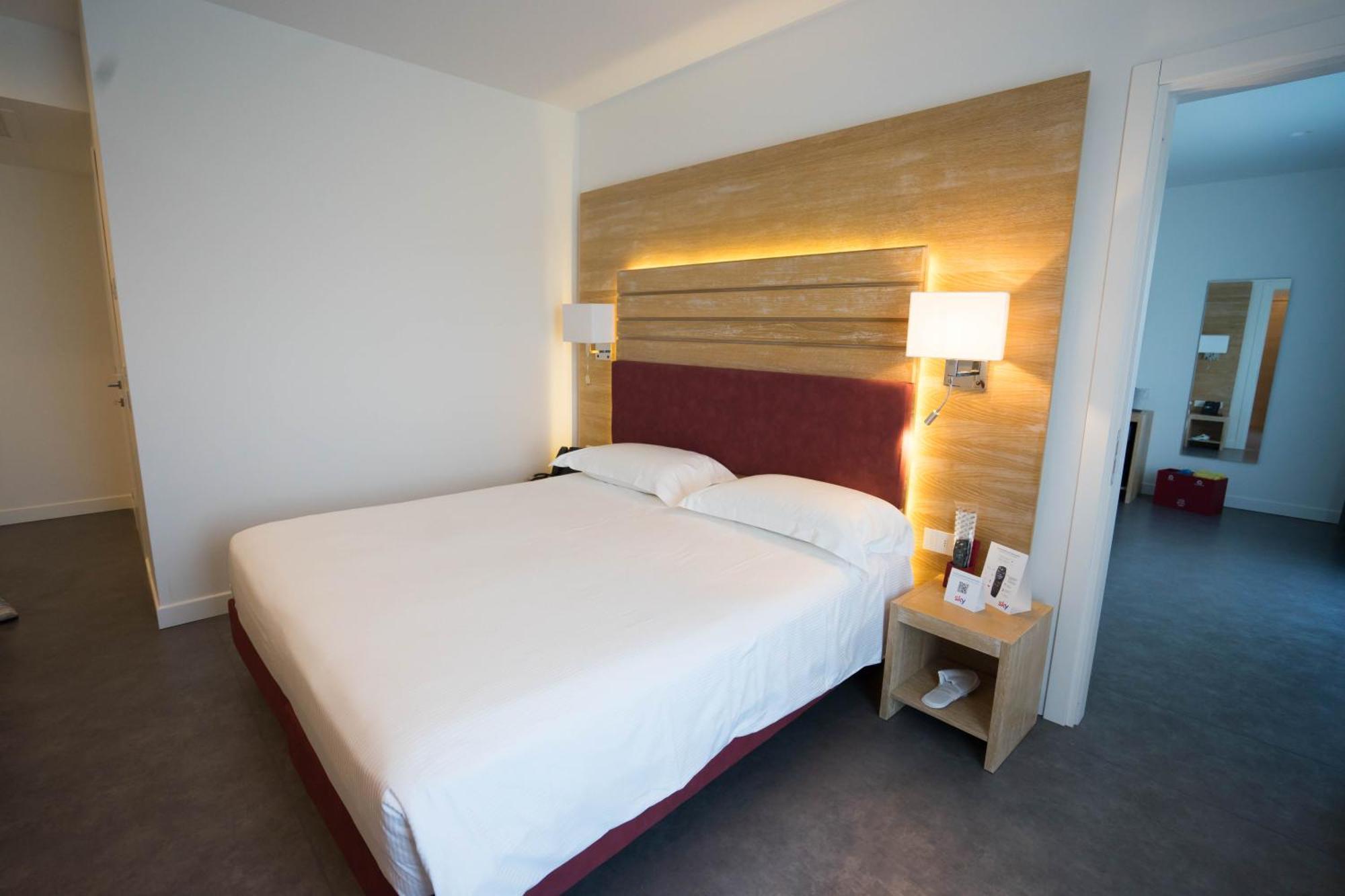 Pm Hotel Catanzaro Ngoại thất bức ảnh