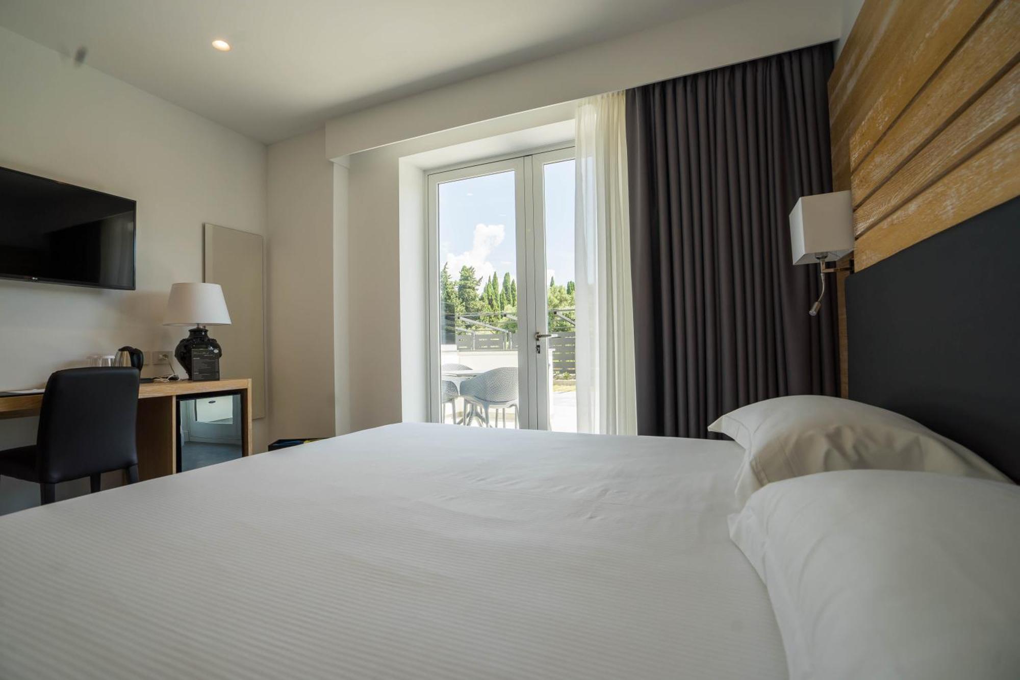 Pm Hotel Catanzaro Ngoại thất bức ảnh